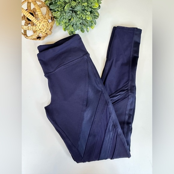 ALO Yoga Epic Mesh Legging in Navy Blue Size Small - Picture 2 of 13